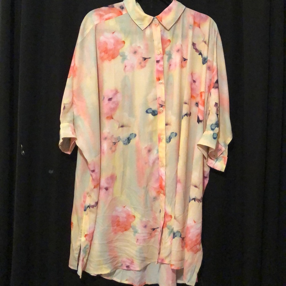 Melissa McCarthy blouse 1X